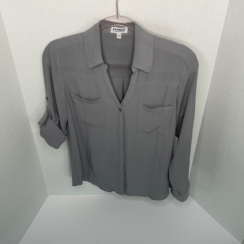 Grey Express versatile shirt